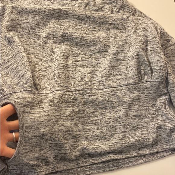 Athleta Heathered Gray Pullover Hoodie w/Twist Neck, Front Pocket & Thumb Holes - Picture 6 of 9